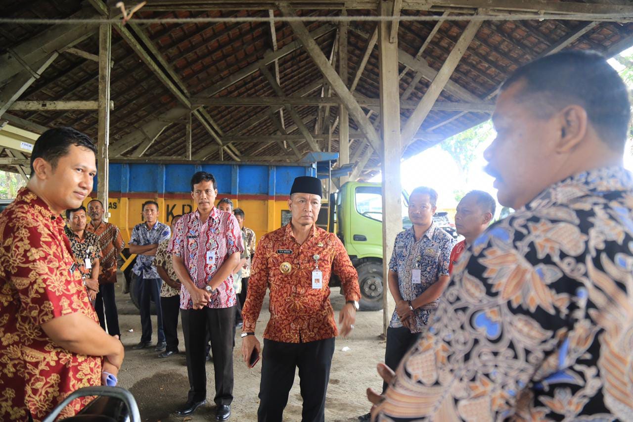 dinas pkplh kudus
