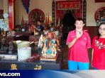 Sambut Imlek, Puluhan Patung Dewa di Klenteng Hok Hien Bio Kudus Dibersihkan
