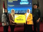 Gandeng Perbankan, UMKU Bentengi Mahasiswa dari Judi Online dan Serahkan Beasiswa