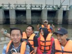 Ngabuburit Unik di Karangrowo Kudus: Susur Sungai hingga Pasar Takjil Ramaikan Ramadan Ngabuburit Unik di Karangrowo Kudus: Susur Sungai hingga Pasar Takjil Ramaikan Ramadan