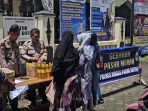Polsek Kudus Kota Gelar Gerakan Pangan Murah, 250 Karton Minyakita Ludes Diserbu Warga Polsek Kudus Kota Gelar Gerakan Pangan Murah, 250 Karton Minyakita Ludes Diserbu Warga